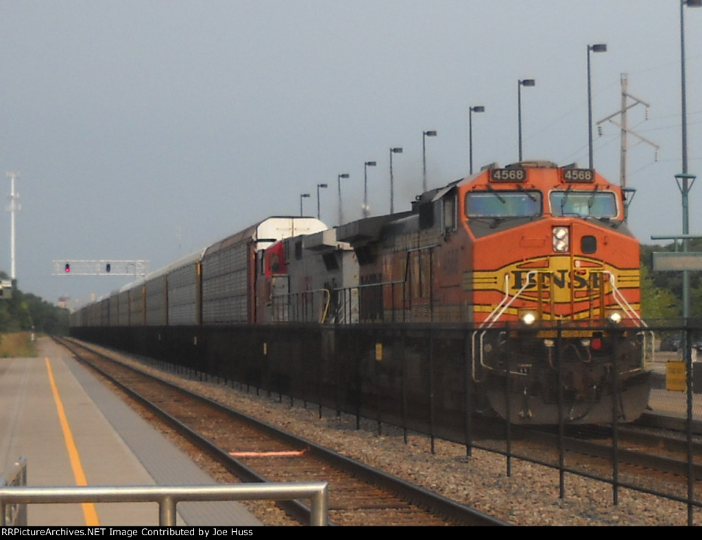 BNSF 4568 East